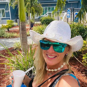 Meet your Posher, Misty